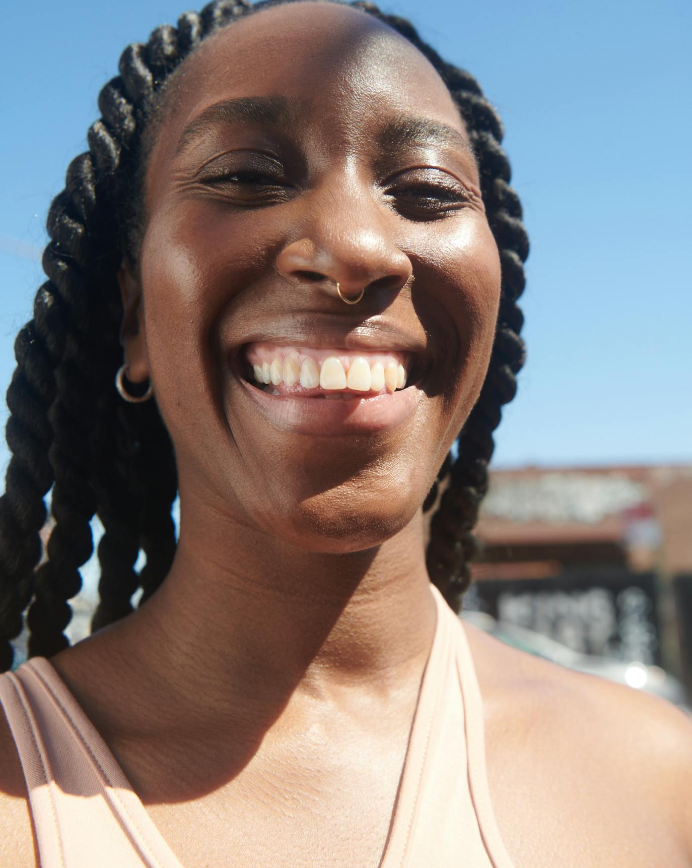 Funmi in Stretch Fluid Foundation, D4.